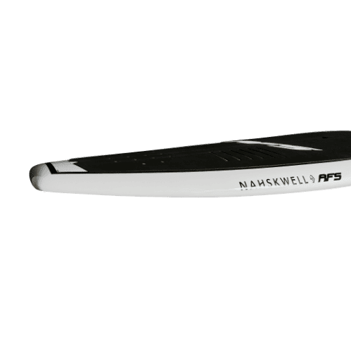 Tabla de paddle con "Sharkhill" escrito en ella