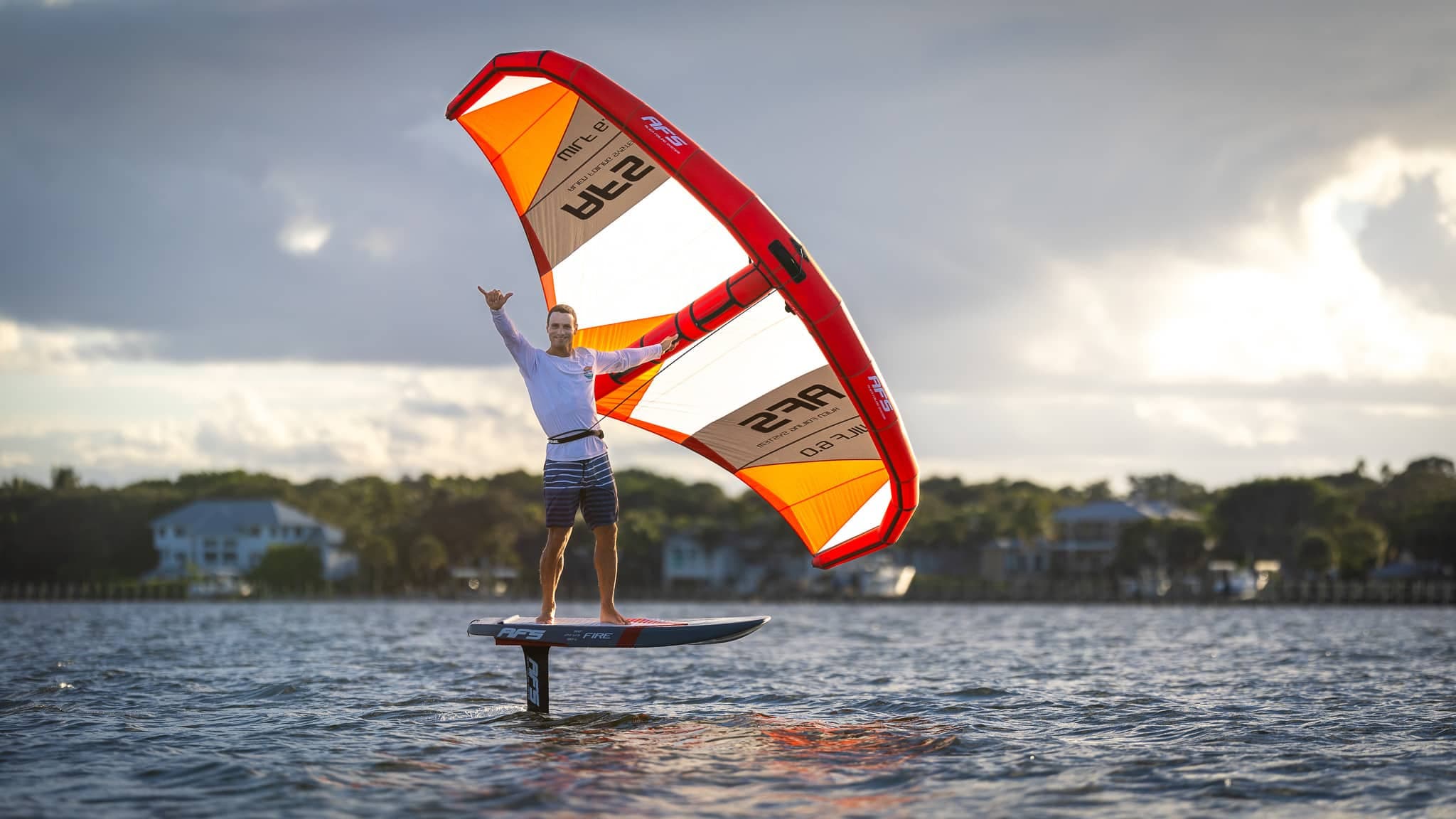 The best wingfoil spots and schools in Reunion Island