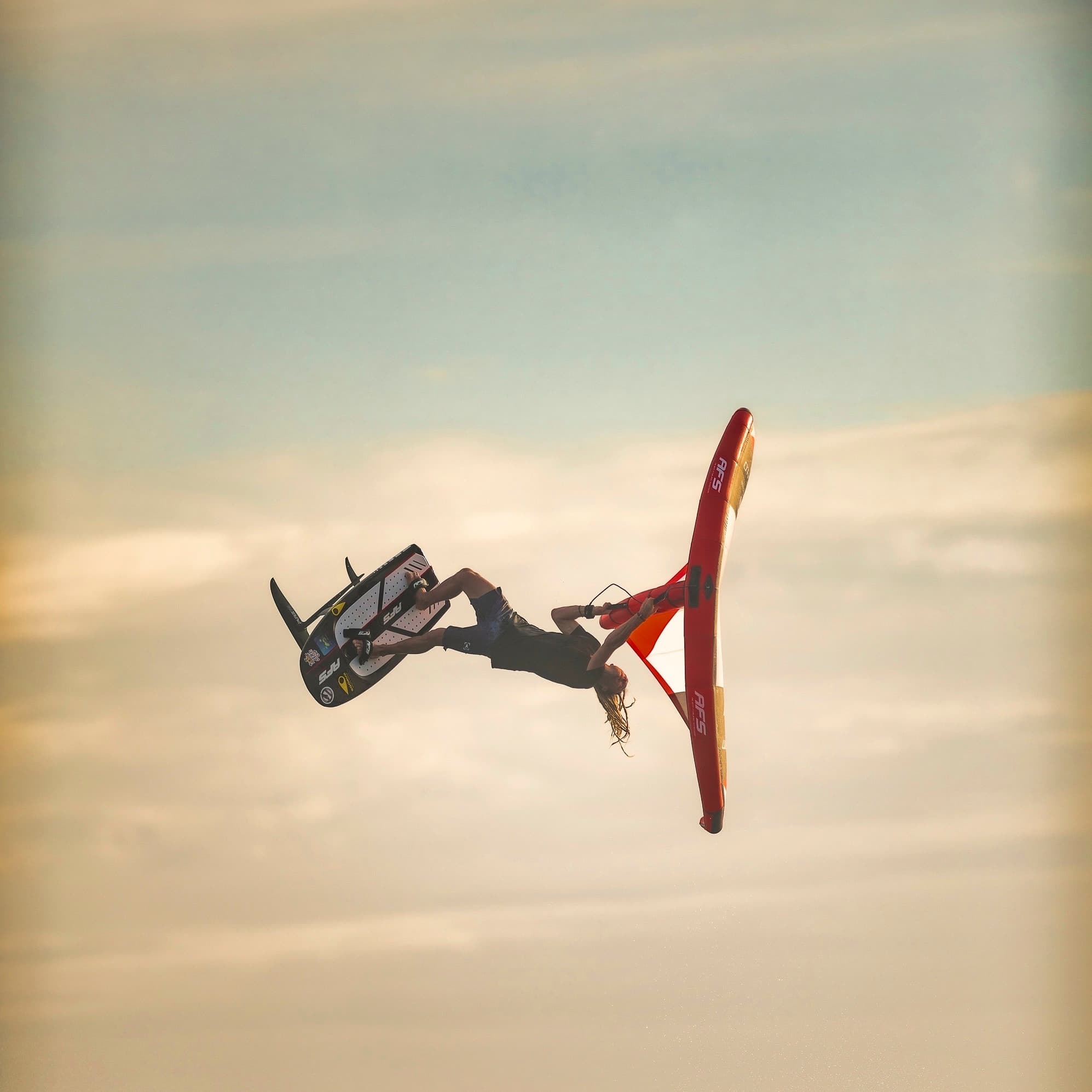 The best wingfoil spots and schools in Gruissan