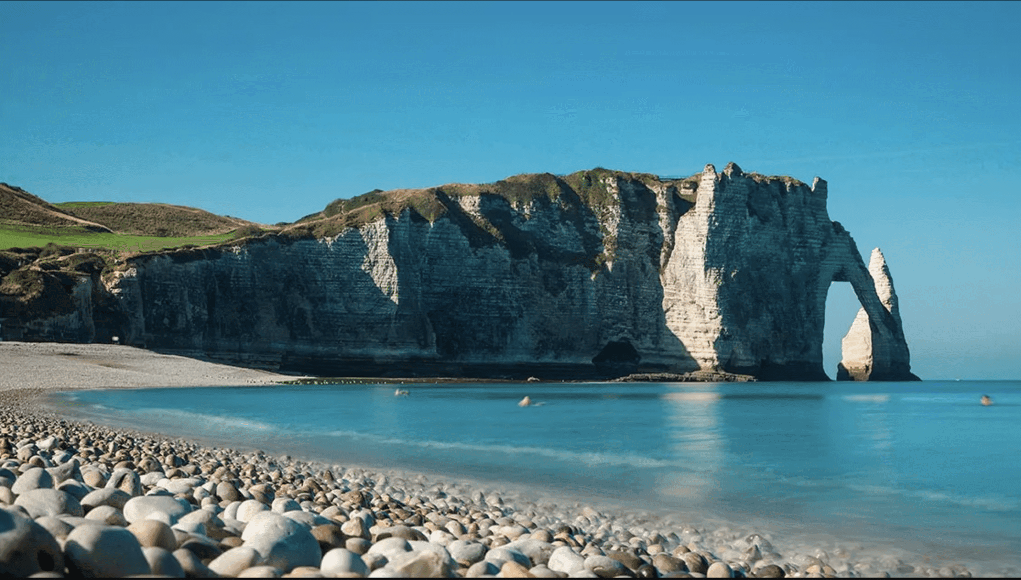 The best wingfoil spots and schools in Normandy