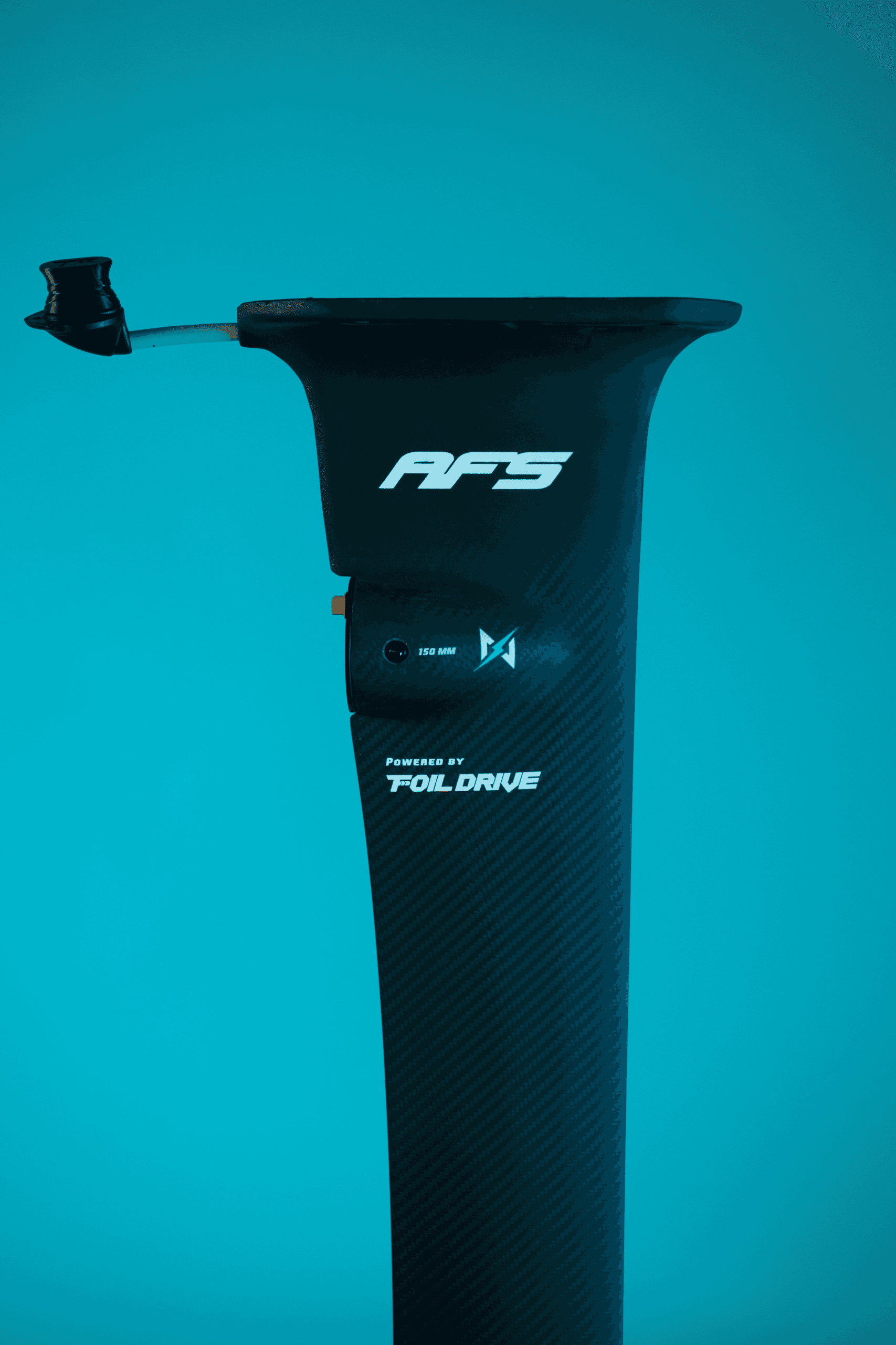 INFINITY 80 mast profile