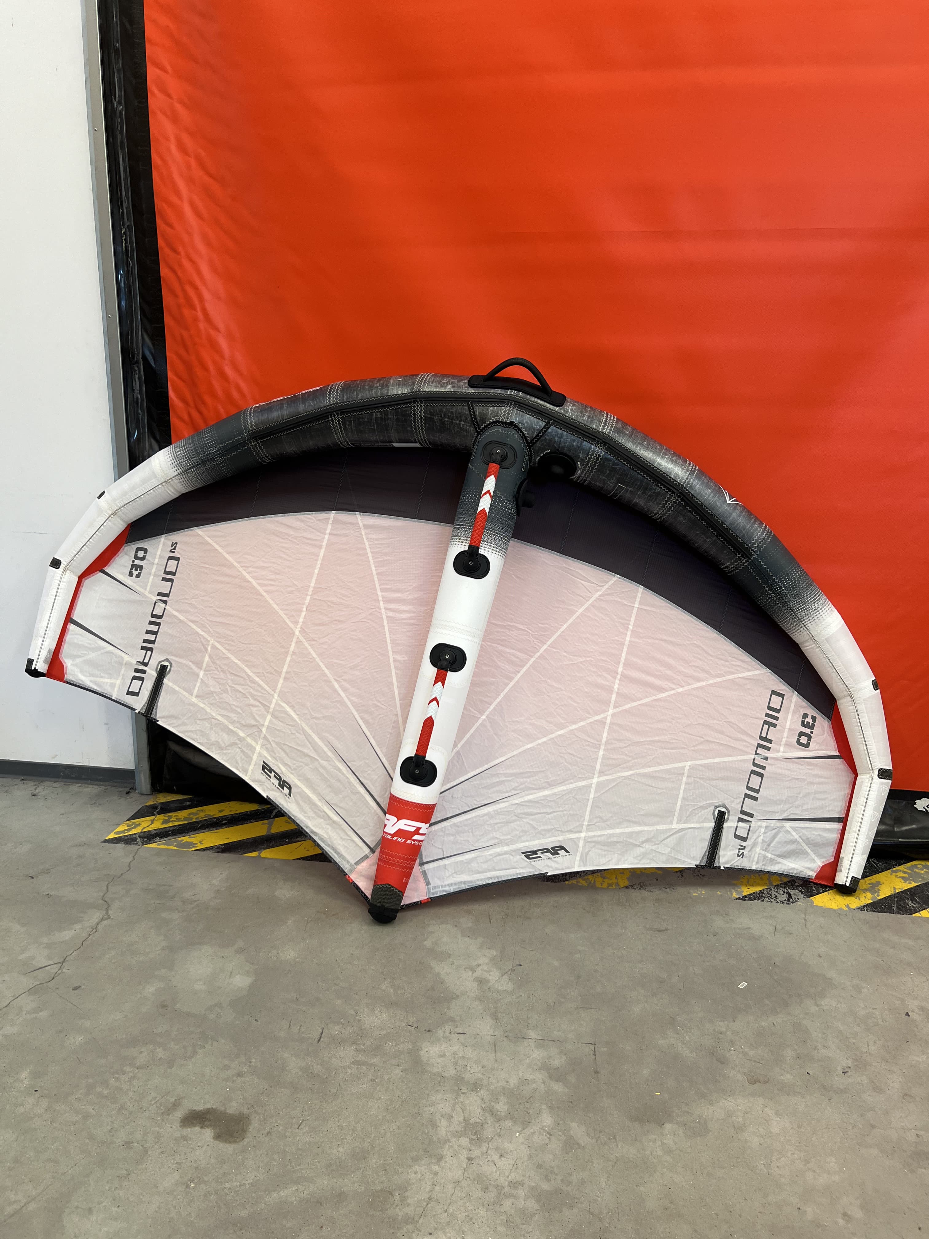 WING DIAMOND V2 3 DEMO GRADE A